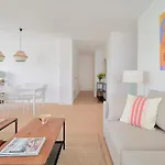 Orange Square Rooftop Apartment 250 M2